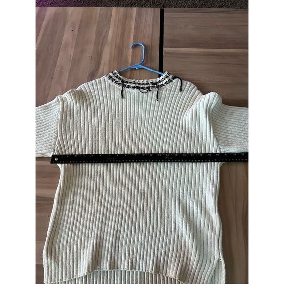 Zara Cream & Black Fringed sweater Size medium - Picture 9 of 9
